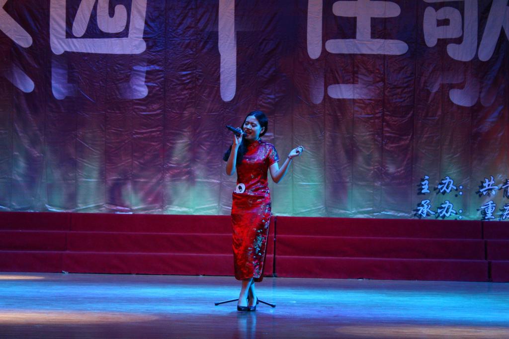 9号选手游洋演唱《夜来香》