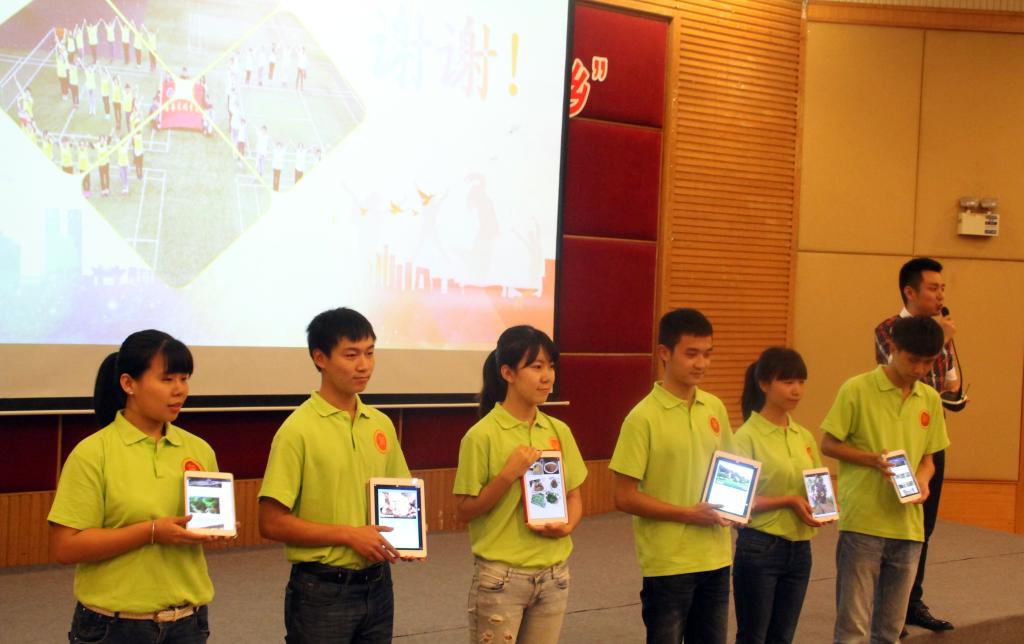 各学院分团委(直属团总支)作专题汇报